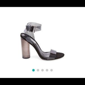 Steve Madden black heels